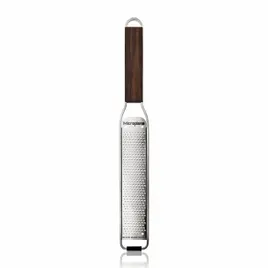 tarka-master-zester-microplane
