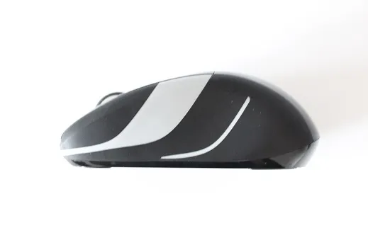logitech-m525-niebieska-marka-logitech