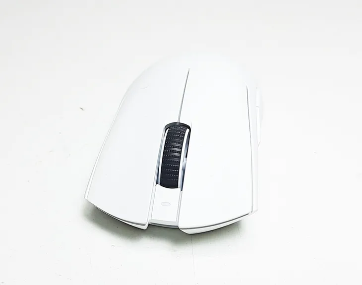 razer-deathadder-v3-pro-white-waga-z-opakowaniem-0-485-kg