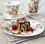 rozkwiecone-filizanki-porcelanowe-espresso-w-ozdob