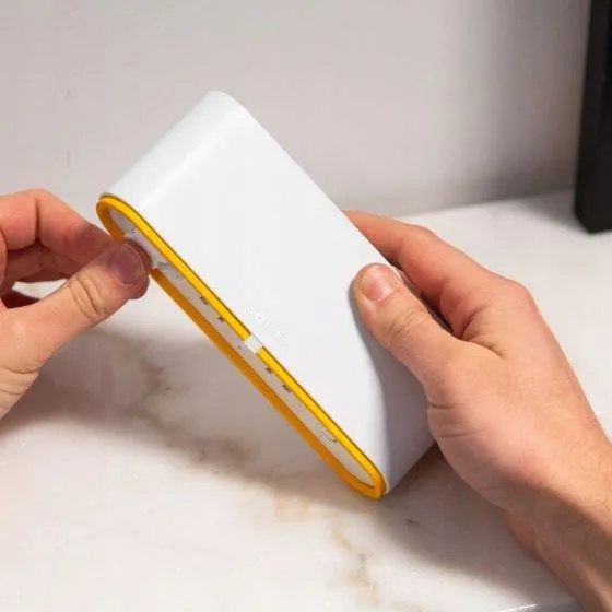 centrala-somfy-tahoma-switch-cechy-dodatkowe-alarm-swietlny-lacznosc-podczerwona-lacznosc-radiowa-lacznosc-z-wifi-przyciski-funkcyjne