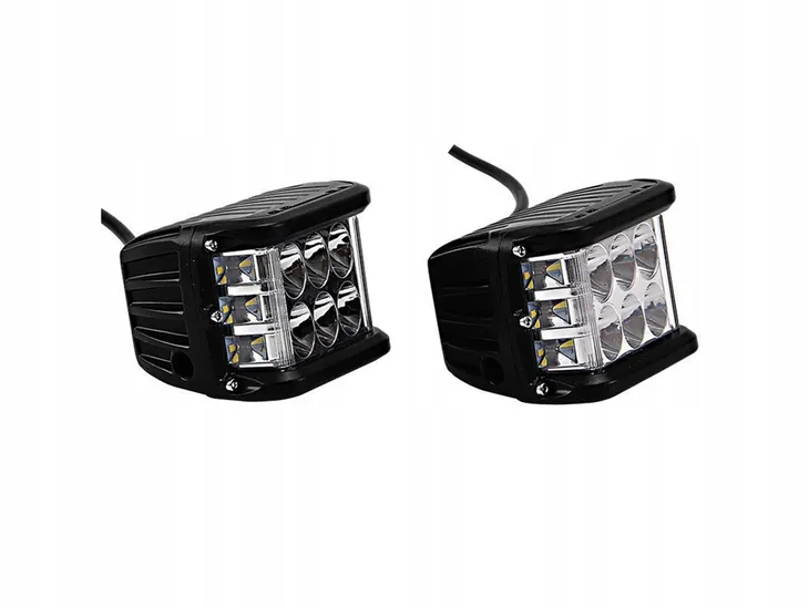 lampa-robocza-12v-24v-szperacz-panel-led-halogen-45w-cree-cube-samochodowa-moc-45-w