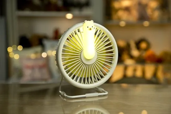 mis-wiatraczek-lampka-biala