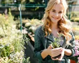 crassula-perforata-grubosz-dziurkowany-sukulent-rodzaj-rosliny-sukulenty-cechy-charakterystyczne-lubiace-slonce-proste-w-pielegnacji-rzadko-spotykane