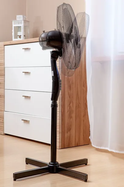 wentylator-podlogowy-eldom-wg50-czarny-szerokosc-calkowita-40-cm