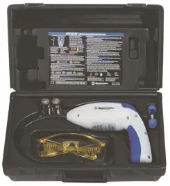 elektroniczny-wykrywacz-nieszczelnosci-z-lampa-uv-gazy-hfc-bez-1234y