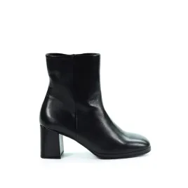 damskie-botki-czarne-gabor-35-690-27-36