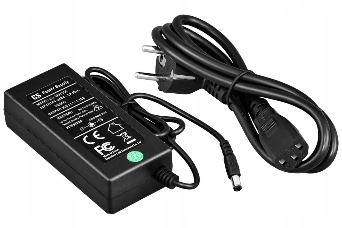 switch-poe-dla-4-kamer-ip-bcs-b-sp0402-stan-nowy