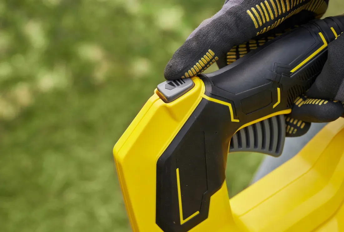 stanley-dmuchawa-v20-sfmcbl730b-stan-nowy
