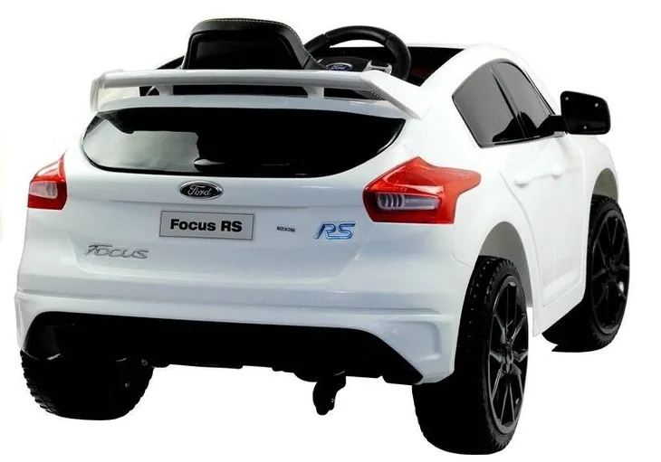 auto-na-akumulator-ford-focus-rs-biale