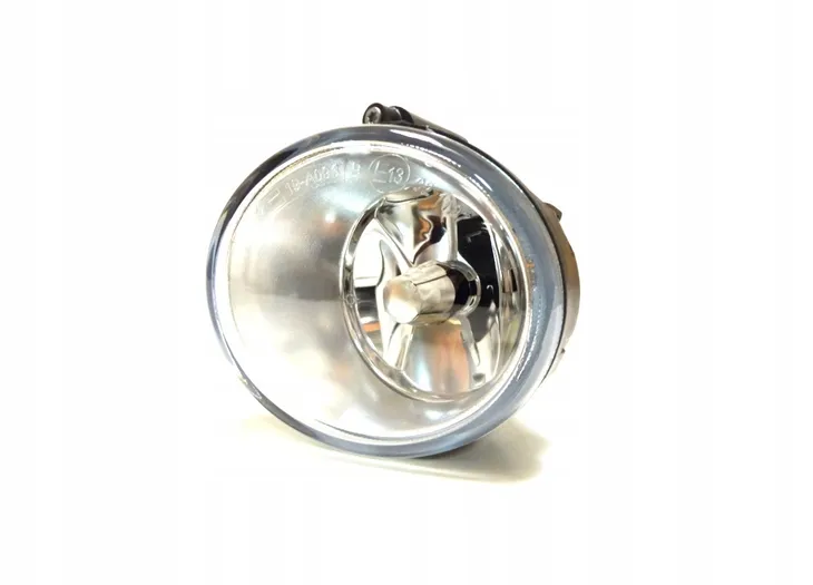 halogen-prawy-avensis-03-06-tyc-tyc-19-0479001-waga-z-opakowaniem-2-kg