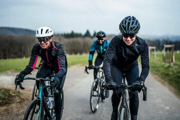 rogelli-glory-damska-kurtka-rowerowa-softshell-kaptur-bez-kaptura