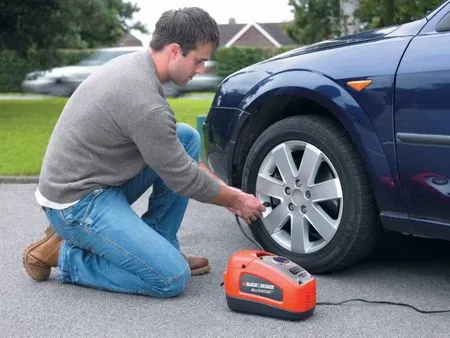 black-decker-kompresor-sprezarka-mini-12v-230v-11bar-kod-producenta-asi300