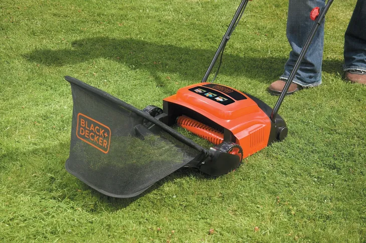 black-decker-wertykulator-600w-gd300-seria-gd