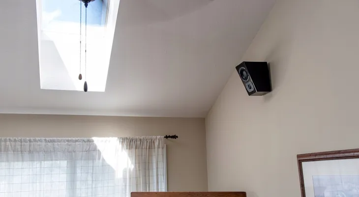 svs-prime-elevation-kolumny-dolby-atmos-black-ash-para-marka-svs