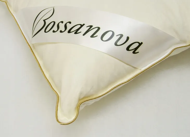 poduszka-trzykomorowa-bossanova-sonno-krem-40x40-kolor-kremowy