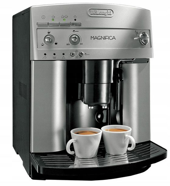 ﻿Ekspres Ciśnieniowy do kawy ze spieniaczem DeLonghi Magnifica ESAM3200.S