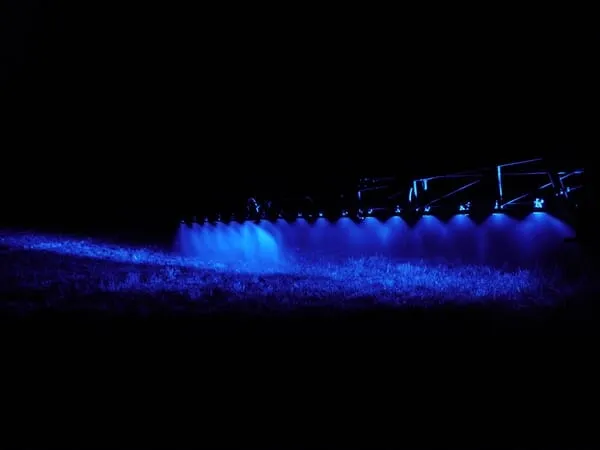 lampa-robocza-led-la10417-stan-nowy-marka-maszyny-bizon-case-ih-claas-dbautomotive-deutz-fahr-fendt-ford-jcb-john-deere-lamborghini-landini-massey-ferguson-mtz-belarus-new-holland-renault-same-ursus-zetor