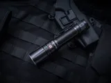 latarka-laserowa-fenix-tk30-waga-0-2-g-stan-nowy