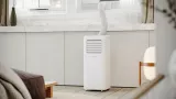 klimatyzator-przenosny-sharp-ul-c09ea-w-1000-w-sterowanie-zdalne