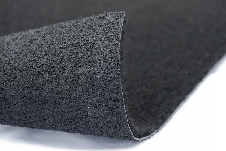 dywaniki-welurowe-przednie-stan-nowy-kolor-czarny