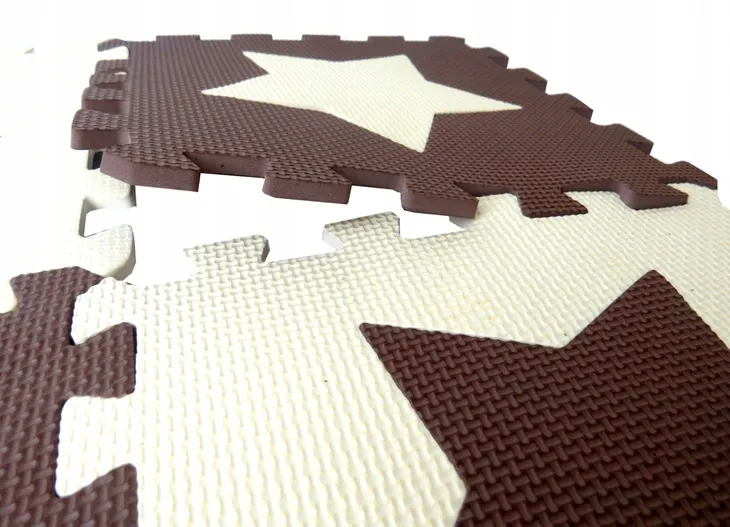 mata-podlogowa-gwiazdki-material-pianka