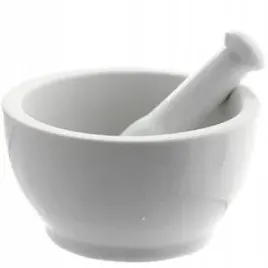 mozdzierz-do-przypraw-ziol-porcelanowy-z-tluczkiem