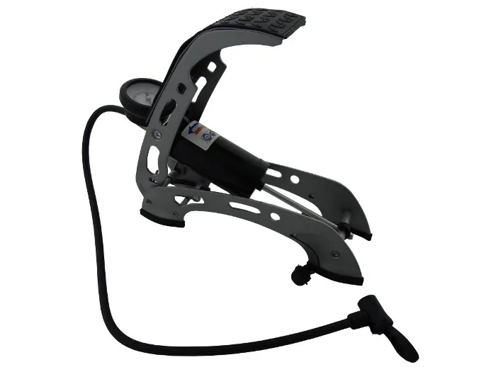 pompka-nozna-z-manometrem-samochodowa-rowerowa-stan-nowy