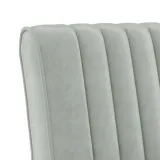 fotel-jasnoszary-obity-aksamitem