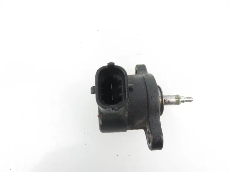 czujnik-cisnienia-common-rail-numer-katalogowy-czesci-0281002584-opel