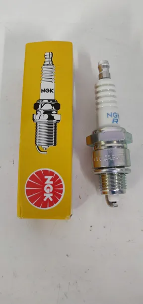 swieca-zaplonowa-moto-ngk-7823-rozmiar-klucza-208-mm