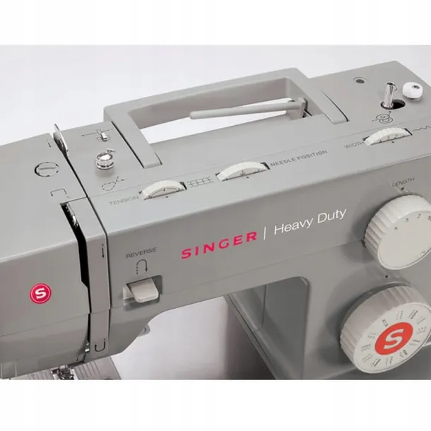 maszyna-do-szycia-singer-4432-glebokosc-produktu-17-cm