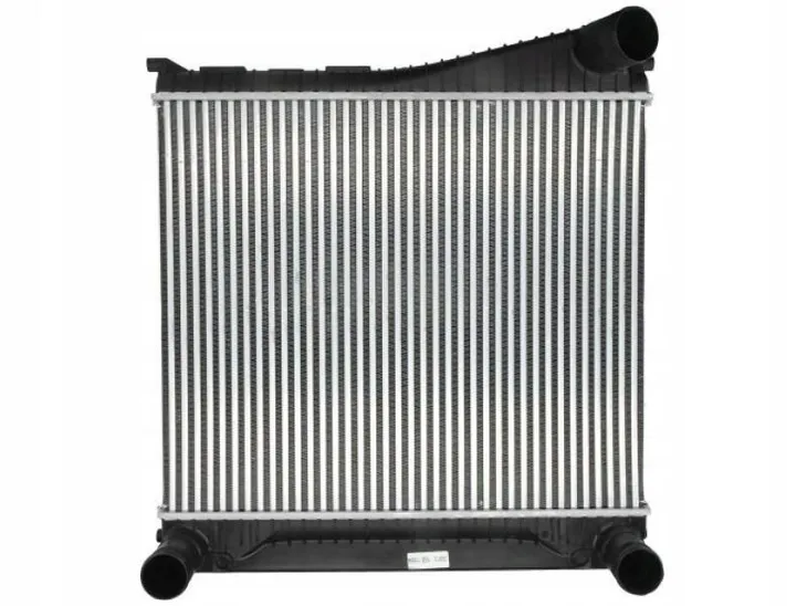 intercooler-land-rover-discovery-09-range-sport-numer-katalogowy-oryginalu-land-rover-lr015603
