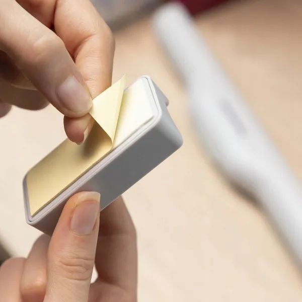 magnetyczna-lampa-led-lamal-z-akumulatorem-2w1-stan-nowy