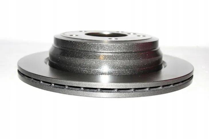 tarcza-hamulcowa-tyl-bmw-e81-e87-123d-130i-x1-e84-jakosc-czesci-zgodnie-z-gvo-q-oryginal-z-logo-producenta-czesci-oem-oes