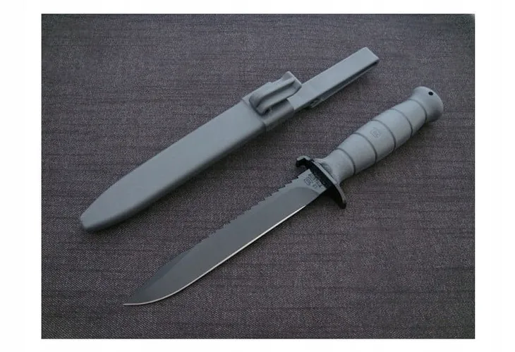 noz-taktyczny-glock-material-glowni-stal