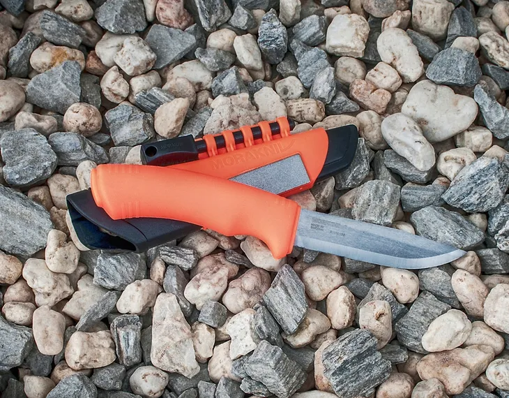 noz-turystyczny-morakniv-typ-z-glownia-stala