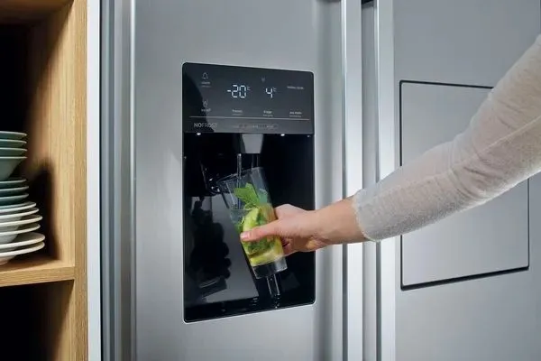 lodowka-side-by-side-gorenje-nrs9182vb-waga-z-opakowaniem-117-kg