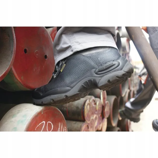 buty-zimowe-robocze-bhp-deltaplus-caderousse-45-model-caderousse