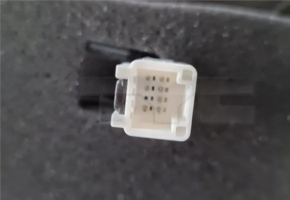 tyc-lusterko-zewnetrzne-tyc-325-0184-producent-czesci-tyc