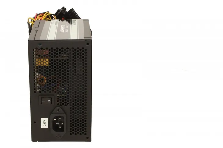 chieftec-zasilacz-smart-gps-400a8-400w-moc-zasilacza-400-w-waga-2-g