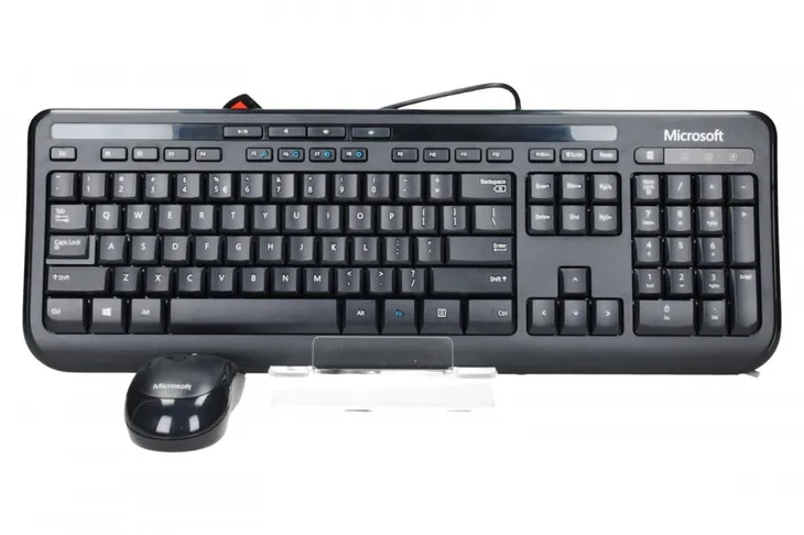 microsoft-wired-desktop-600-black-apb-00013-interfejs-usb
