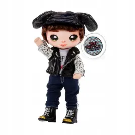 nanana-surprise-pom-glam-maxwell-dane-5436
