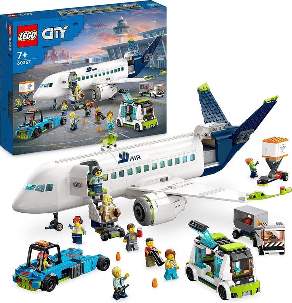 ﻿LEGO City 60367 Samolot pasażerski