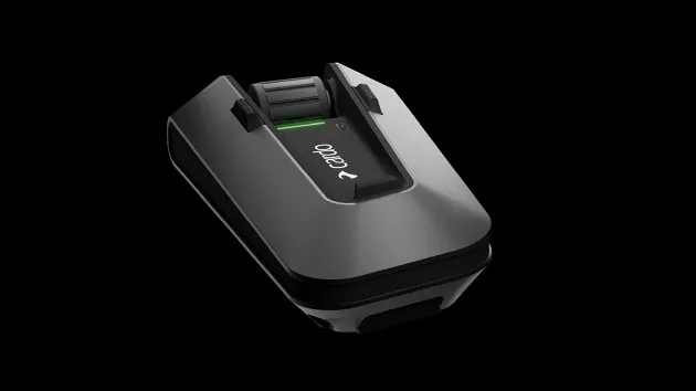 interkom-do-kasku-cardo-packtalk-edge-mesh-2-0