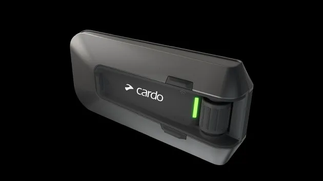 interkom-do-kasku-cardo-packtalk-edge-mesh-2-0-maksymalny-czas-rozmow-przez-telefon-13-h