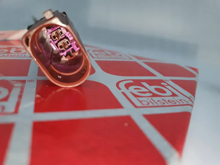 febi-bilstein-czujnik-temperatury-spalin-fe48844-producent-czesci-febi-bilstein