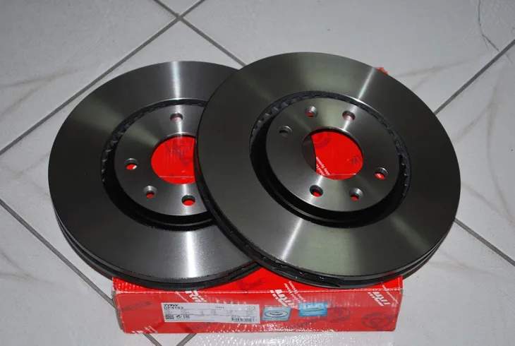 trw-tarcza-hamulcowa-df4183-strona-zabudowy-przod