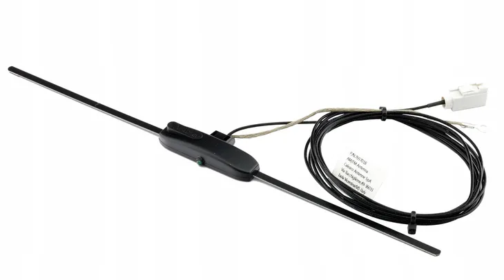 antena-samochodowa-calearo-7697018-waga-z-opakowaniem-0-16-kg-model-7697018