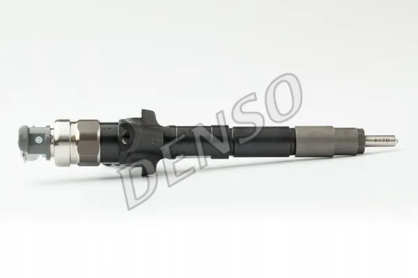 wtryskiwacz-nissan-denso-producent-czesci-denso